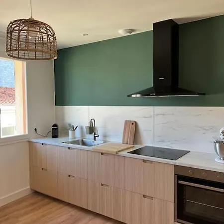 Appartamento De Charme Renove Avec Garage